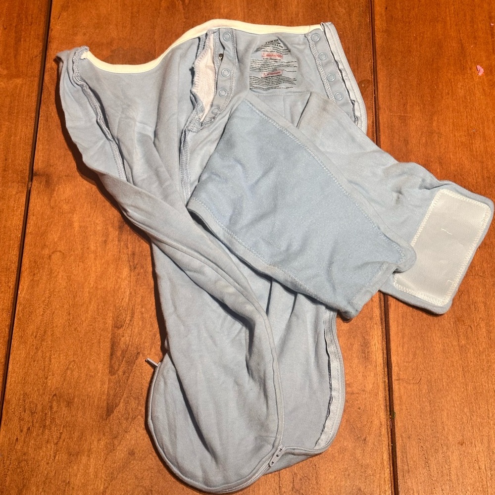 Nanit Breathing Wear Newborn Swaddle in Light Blue